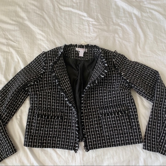 BLAZER AND SKIRT CO-ORD SET - Picture 2 of 4